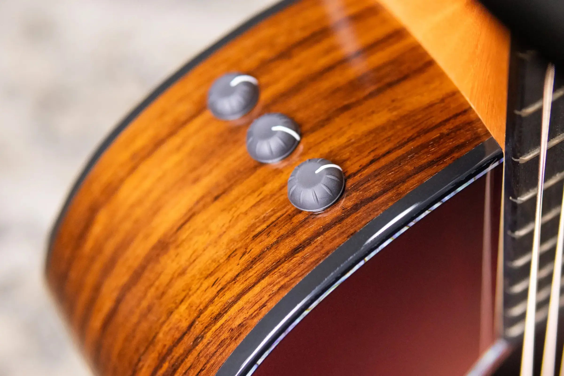 Taylor 214ce DLX Sunset Blvd Grand Auditorium Acoustic/Electric Guitar - Sepia Burst with Hardshell Case - Prototype