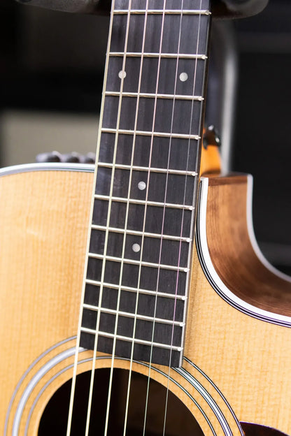 Taylor 214ce Grand Auditorium Acoustic/Electric Guitar with Gig Bag