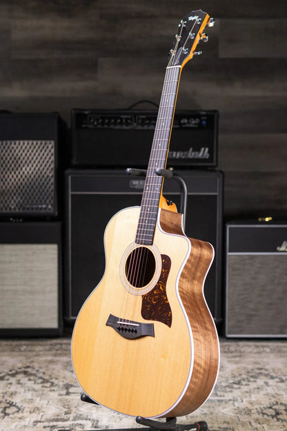 Taylor 214ce Grand Auditorium Acoustic/Electric Guitar with Gig Bag