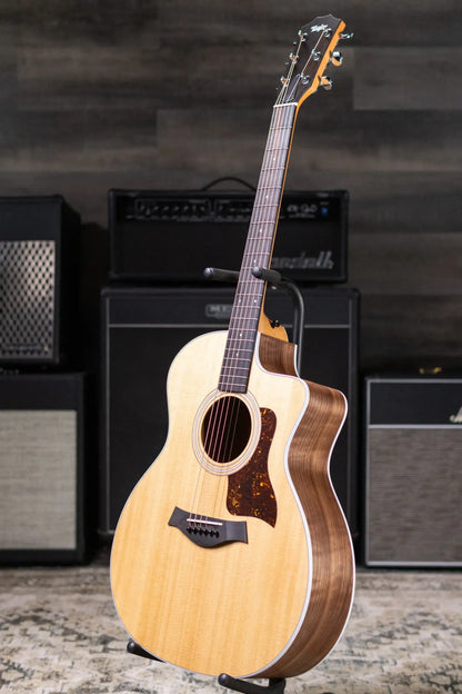 Taylor 214ce Grand Auditorium Acoustic/Electric Guitar with Gig Bag