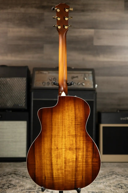 Taylor 214ce-K DLX Special Edition Grand Auditorium Acoustic/Electric Guitar - Honeyburst with Hardshell Case