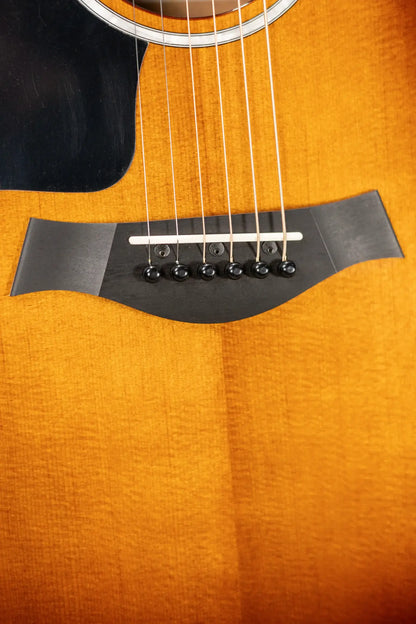 Taylor 214ce-K SB Plus Left-Handed Grand Auditorium Acoustic/Electric Guitar - Sunburst with Aerocase