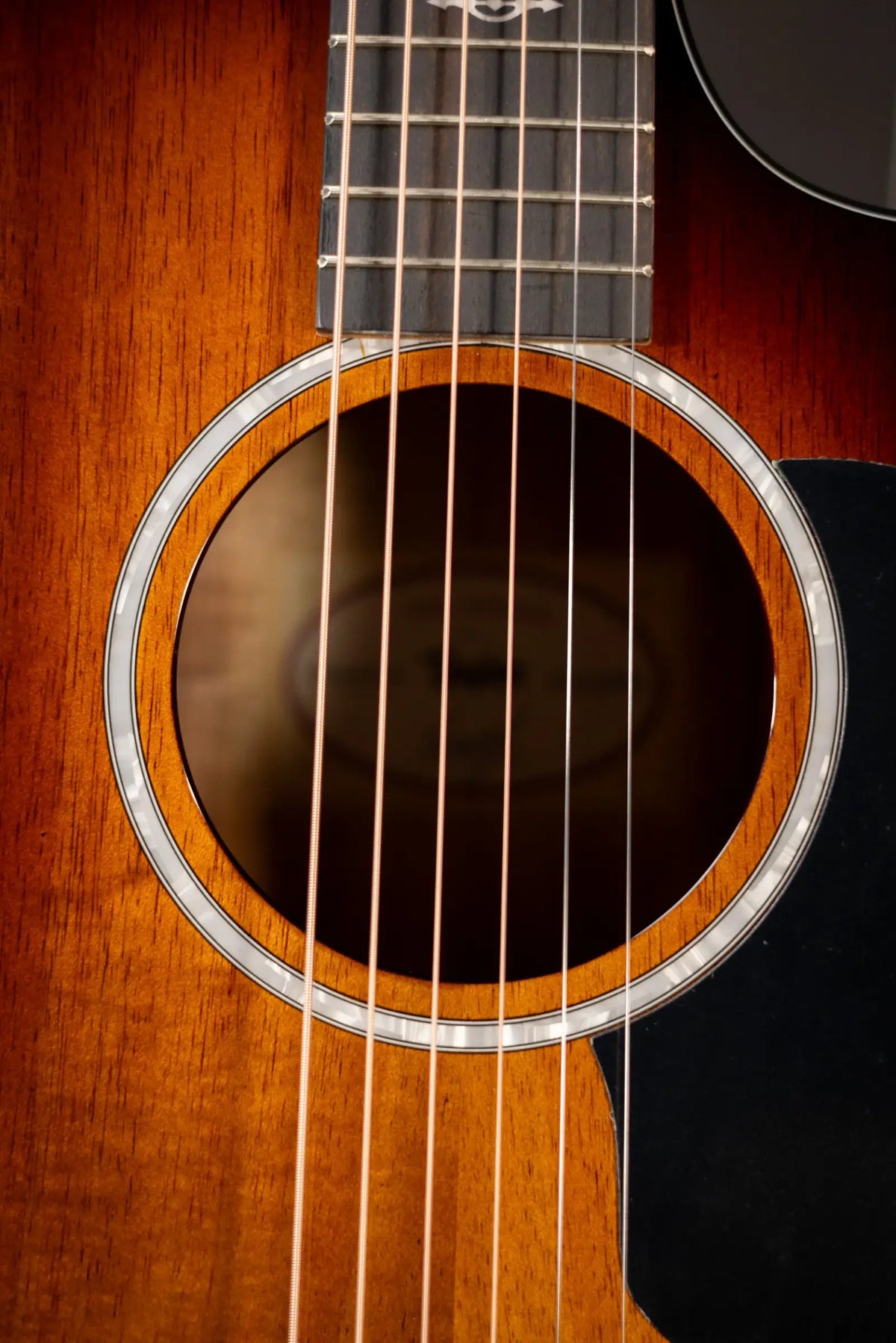 Taylor 222ce-K DLX Grand Concert Hawaiian Koa Acoustic/Electric Guitar - Shaded Edge Burst with Hardshell Case  - Demo