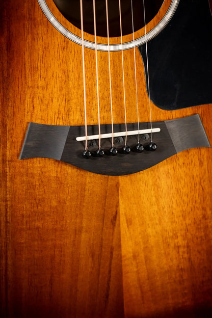 Taylor 222ce-K DLX Grand Concert Hawaiian Koa Acoustic/Electric Guitar - Shaded Edge Burst with Hardshell Case  - Demo