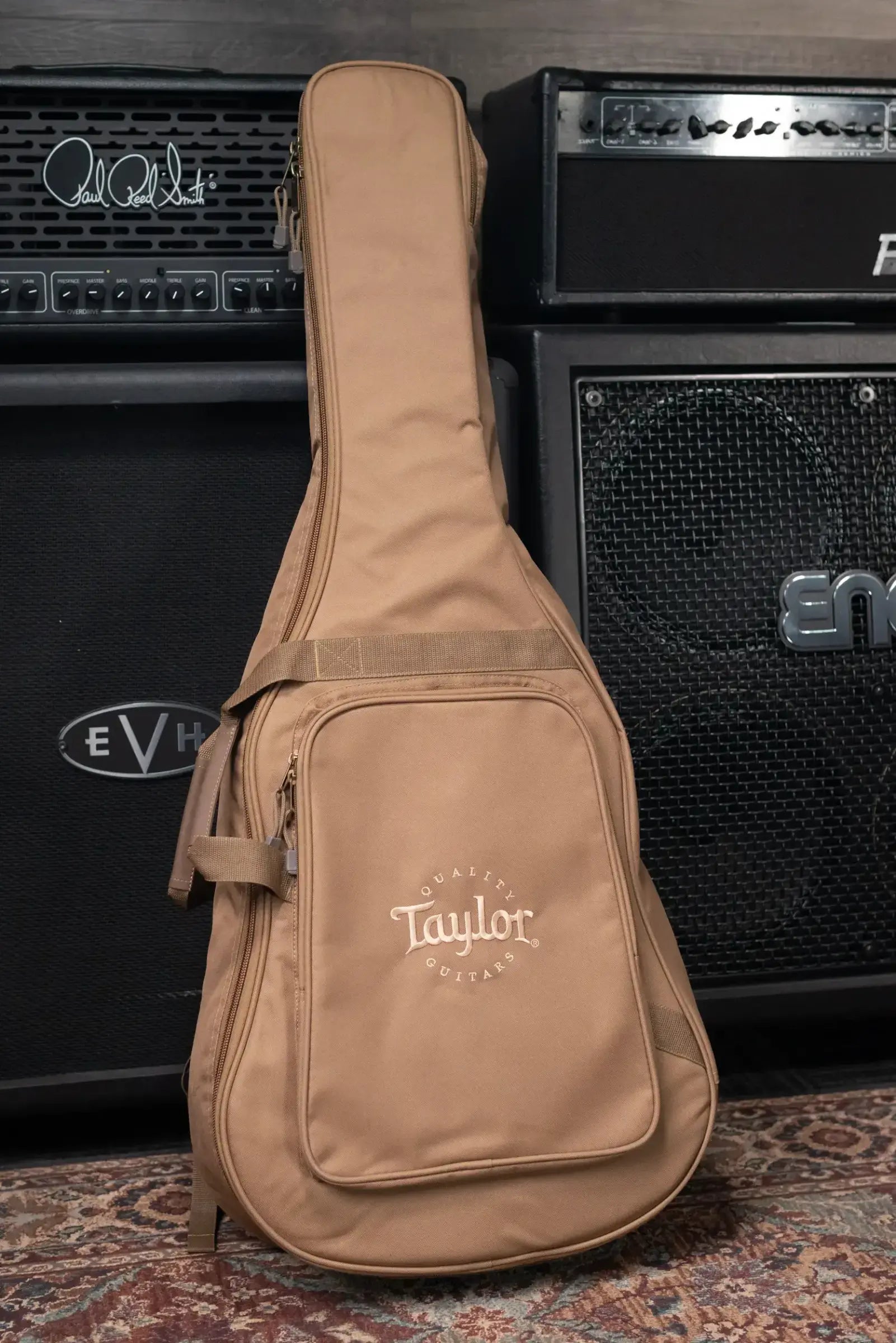 Taylor 24ce Grand Auditorium Acoustic-Electric Guitar with Gig Bag