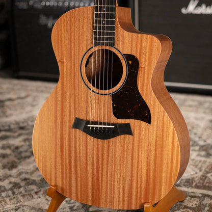 Taylor 24ce Grand Auditorium Acoustic/Electric Guitar with Gig Bag