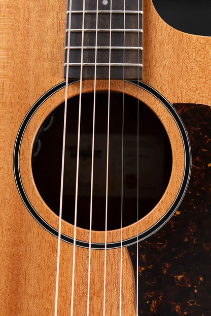 Taylor 24ce Grand Auditorium Acoustic/Electric Guitar with Gig Bag