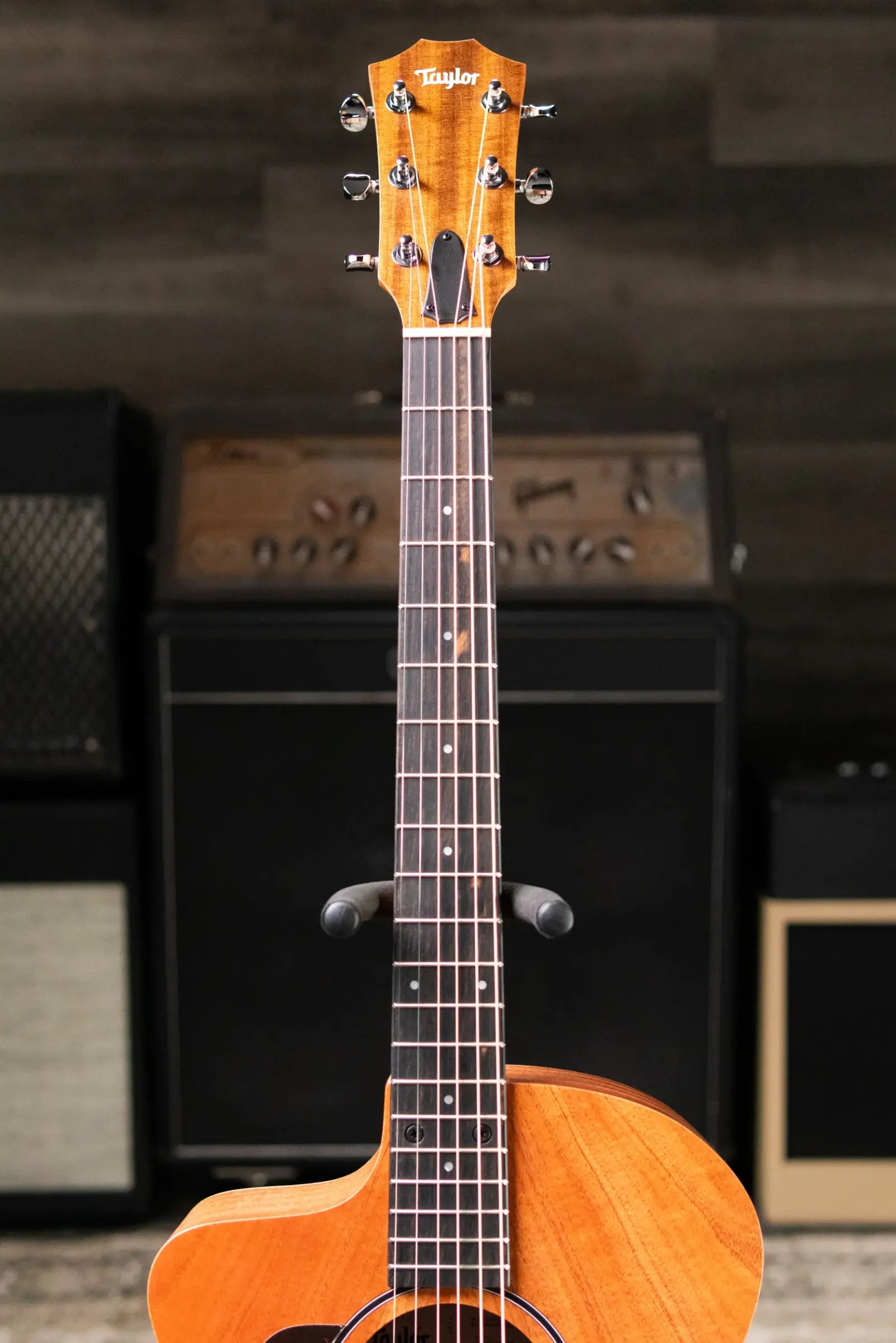 Taylor 24ce Left-Handed Grand Auditorium Acoustic/Electric Guitar with Gig Bag