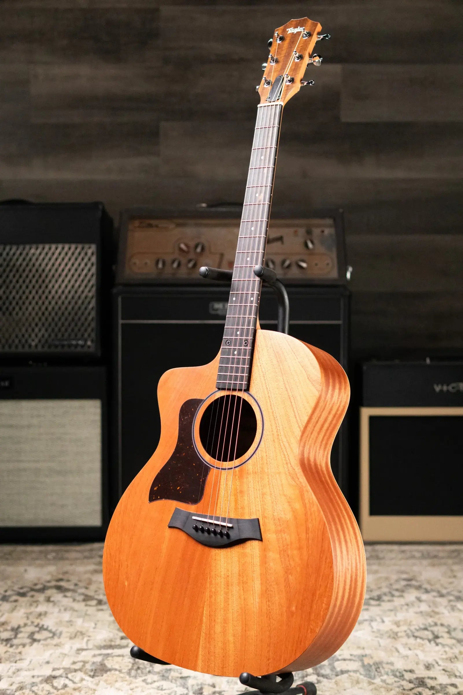 Taylor 24ce Left-Handed Grand Auditorium Acoustic/Electric Guitar with Gig Bag