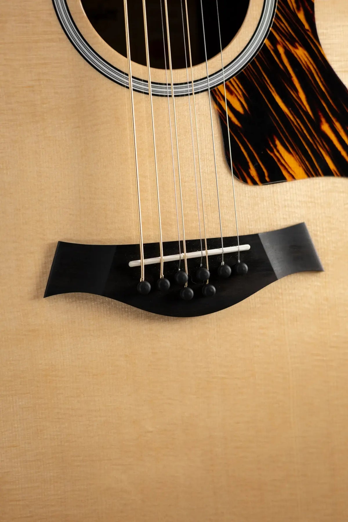 Taylor 414ce Baritone-8 Special Edition Grand Auditorium Acoustic/Electric Guitar with Hardshell Case