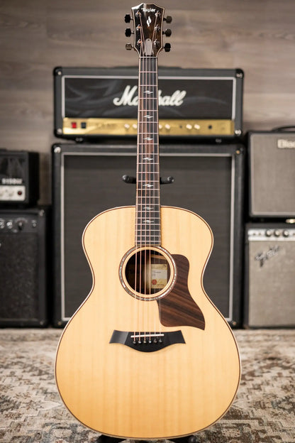 Taylor 814e Grand Auditorium Acoustic/Electric Guitar with Hardshell Case - Used