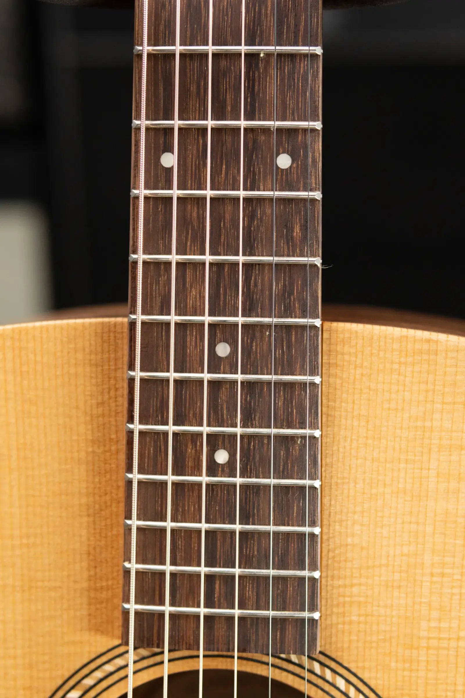 Taylor Academy 10e Dreadnought Acoustic/Electric Guitar with Gig Bag