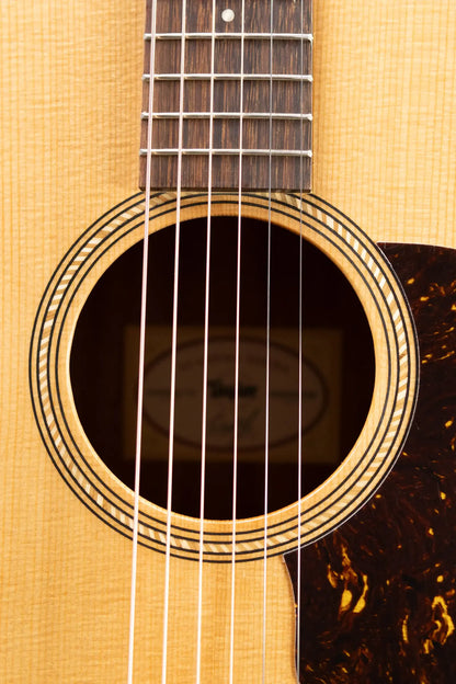 Taylor Academy 10e Dreadnought Acoustic/Electric Guitar with Gig Bag