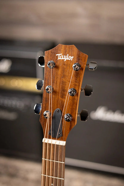 Taylor Academy 10e Dreadnought Acoustic/Electric Guitar with Gig Bag