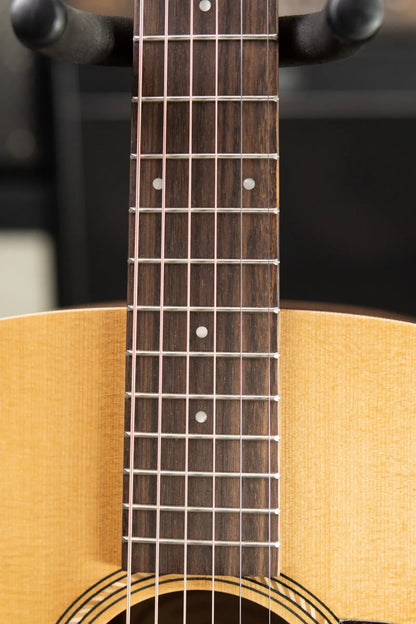 Taylor Academy 10e Dreadnought Acoustic/Electric Guitar with Gig Bag
