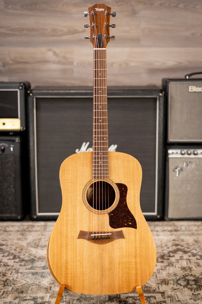 Taylor Academy 10e Dreadnought Acoustic/Electric Guitar with Gig Bag