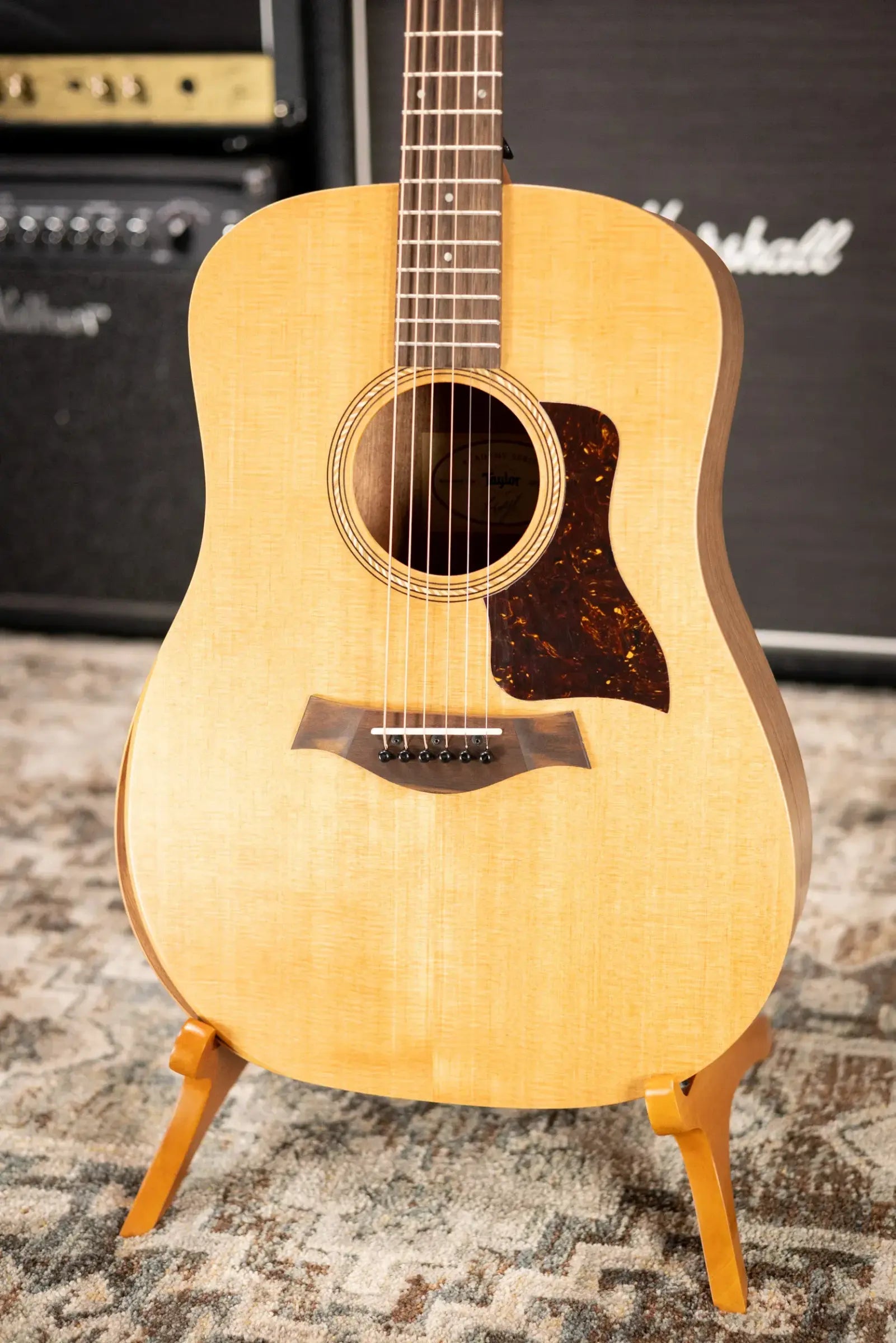 Taylor Academy 10e Dreadnought Acoustic/Electric Guitar with Gig Bag