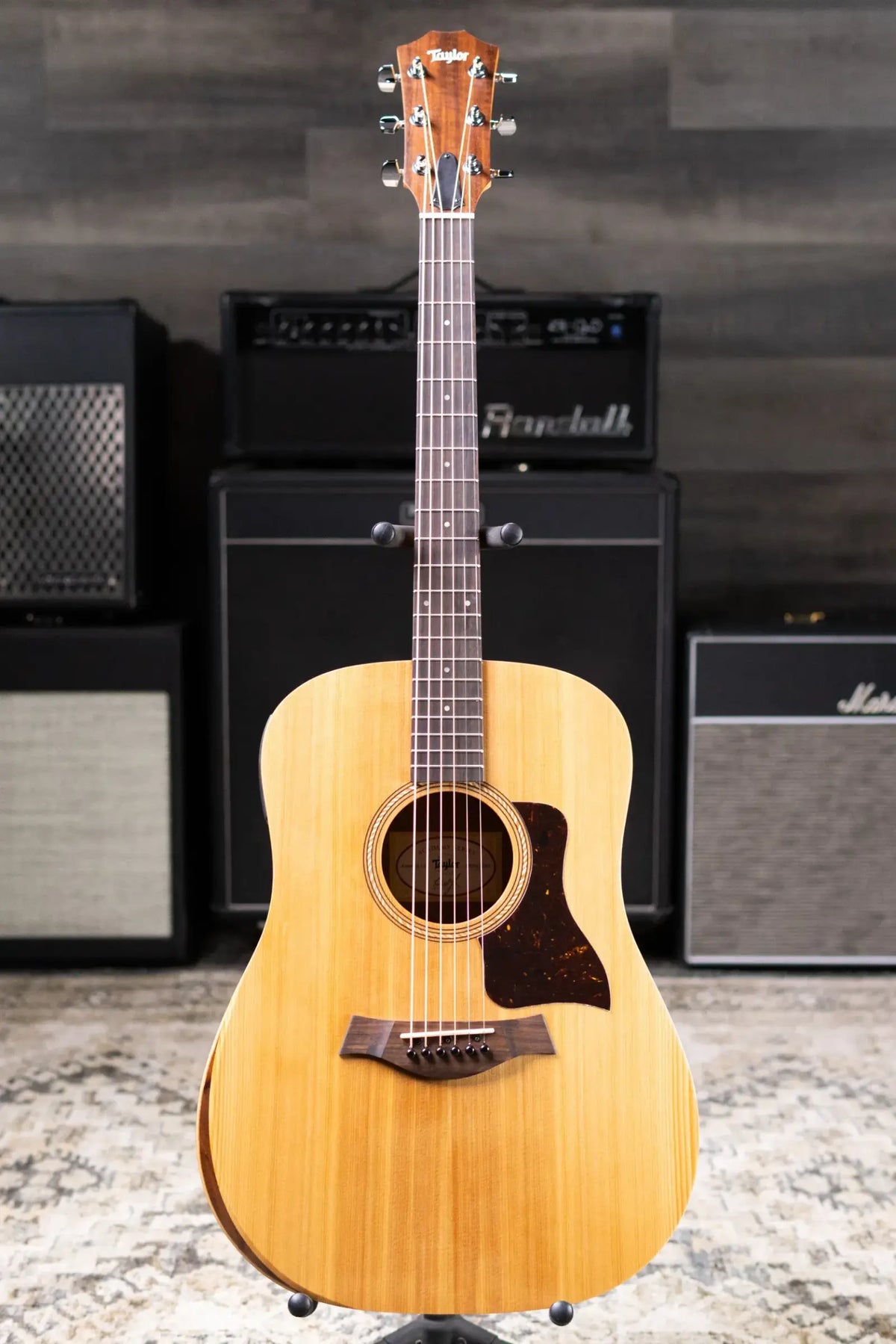Taylor Academy 10e Dreadnought Acoustic/Electric Guitar with Gig Bag