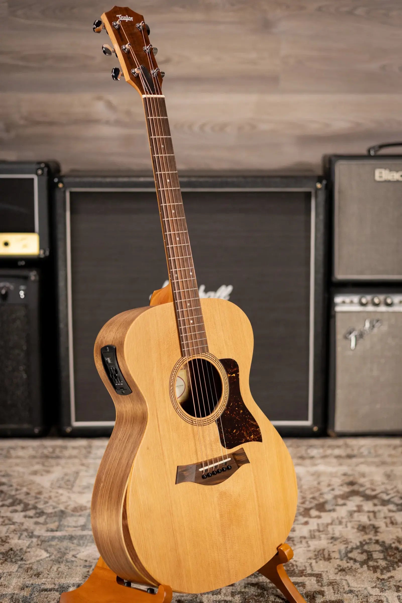 Taylor Academy 12e Grand Concert Acoustic/Electric Guitar with Gig Bag