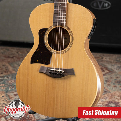 Taylor Academy 12e Left-Hand Grand Concert Acoustic/Electric Guitar with Gig Bag