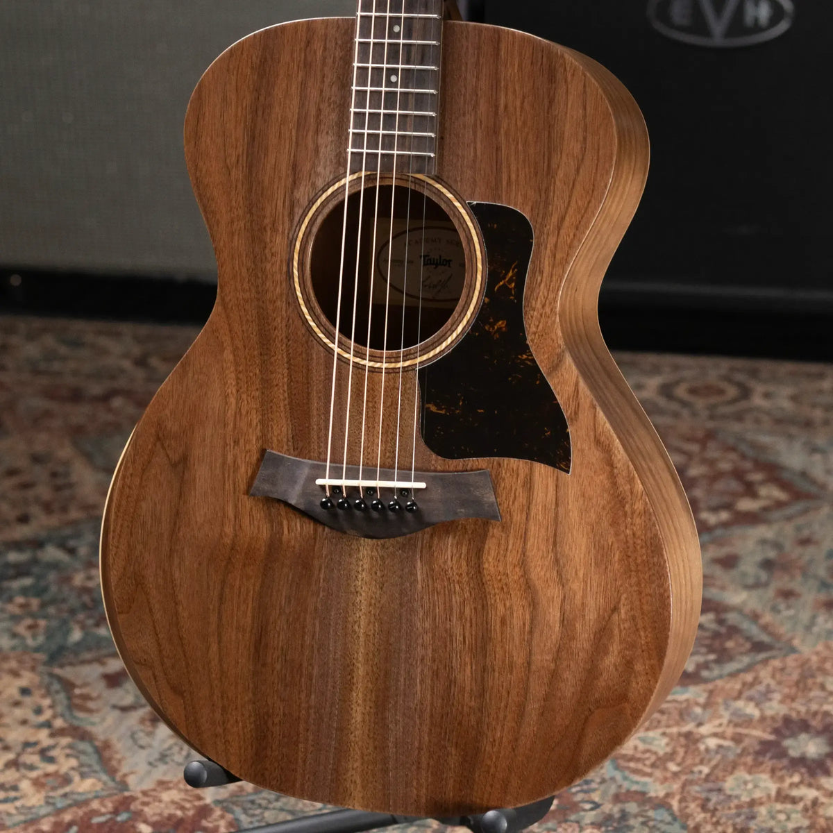 Taylor Academy 22e Grand Concert Acoustic/Electric Guitar with Gig Bag