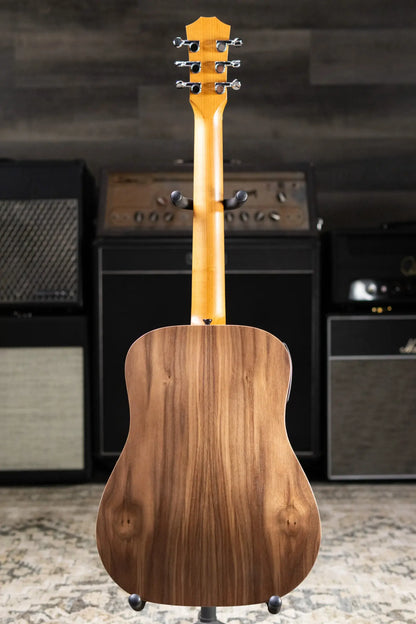 Taylor BT1e Baby Taylor Acoustic/Electric Guitar with Gig Bag