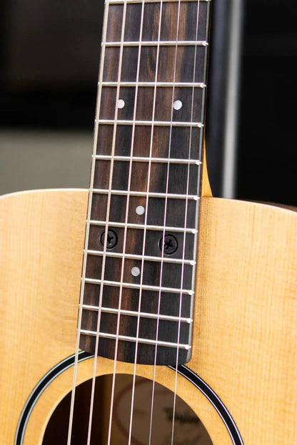 Taylor BT1e Baby Taylor Acoustic/Electric Guitar with Gig Bag