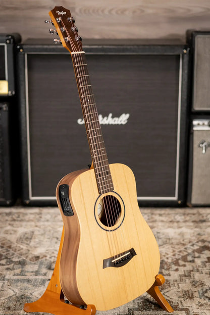 Taylor BT1e Baby Taylor Acoustic-Electric Guitar with Gig Bag