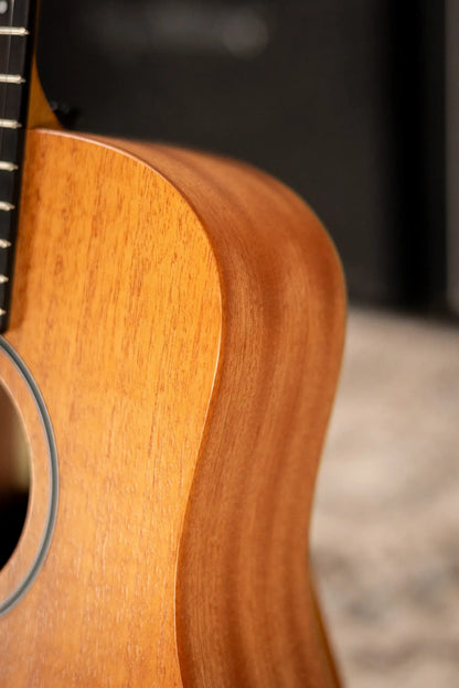 Taylor BT2 Baby Taylor Acoustic Guitar with Gig Bag