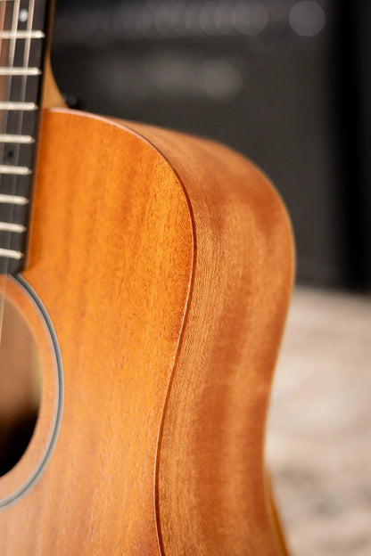Taylor BT2 Baby Taylor Acoustic Guitar with Gig Bag