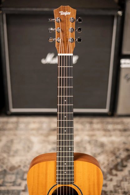 Taylor BT2 Baby Taylor Acoustic Guitar with Gig Bag