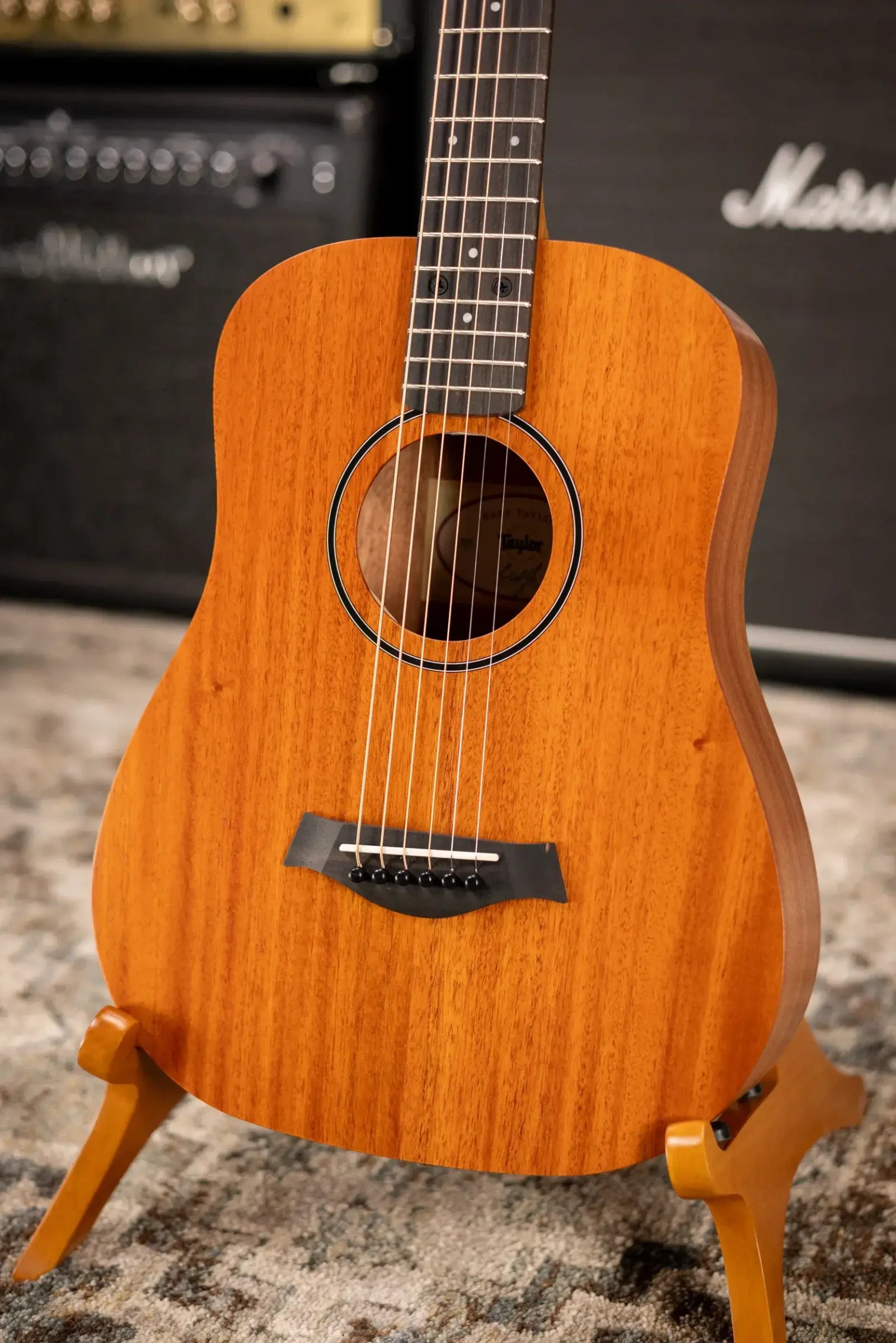 Taylor BT2 Baby Taylor Acoustic Guitar with Gig Bag