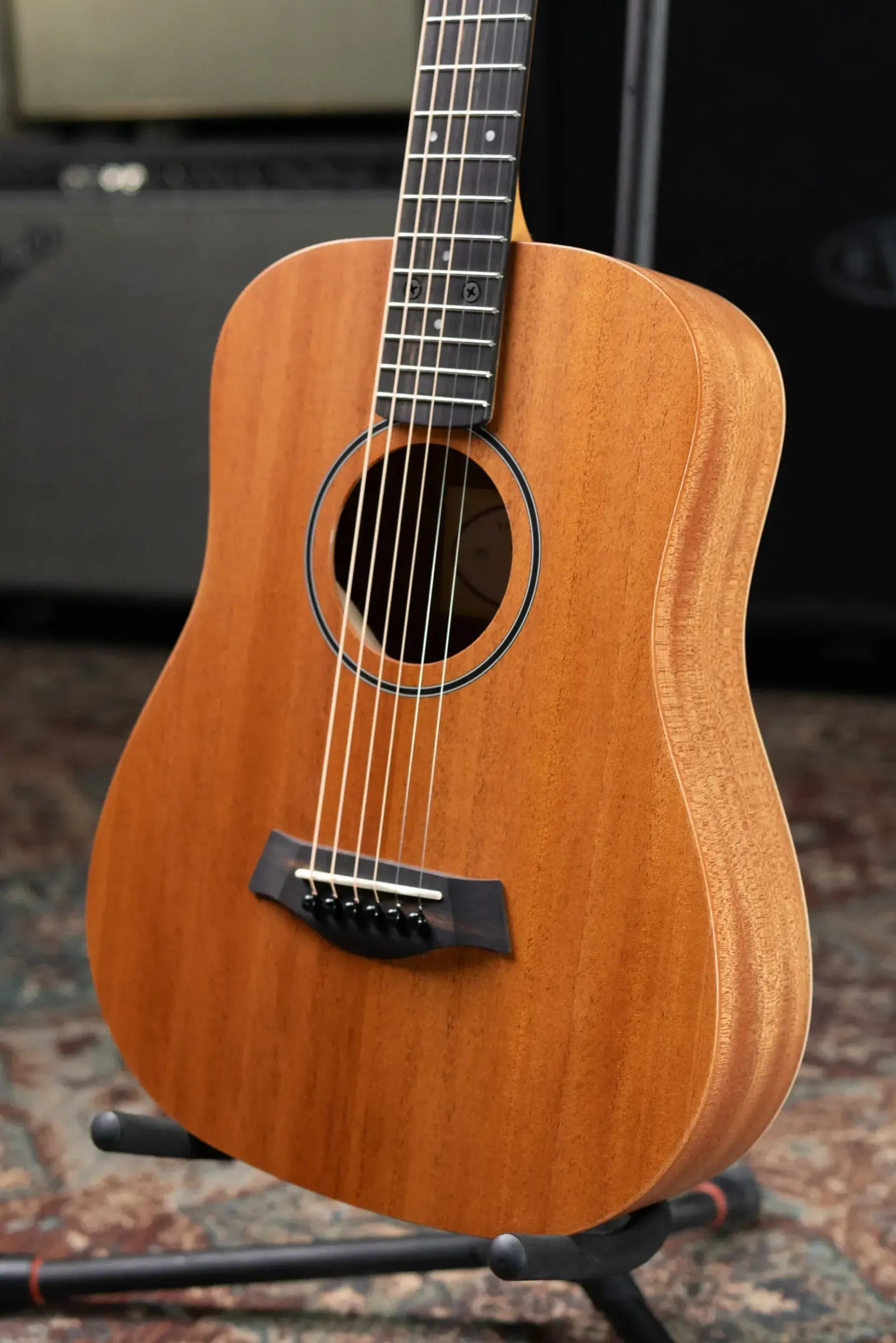 Taylor BT2 Baby Taylor Acoustic Guitar with Gig Bag - Floor Model