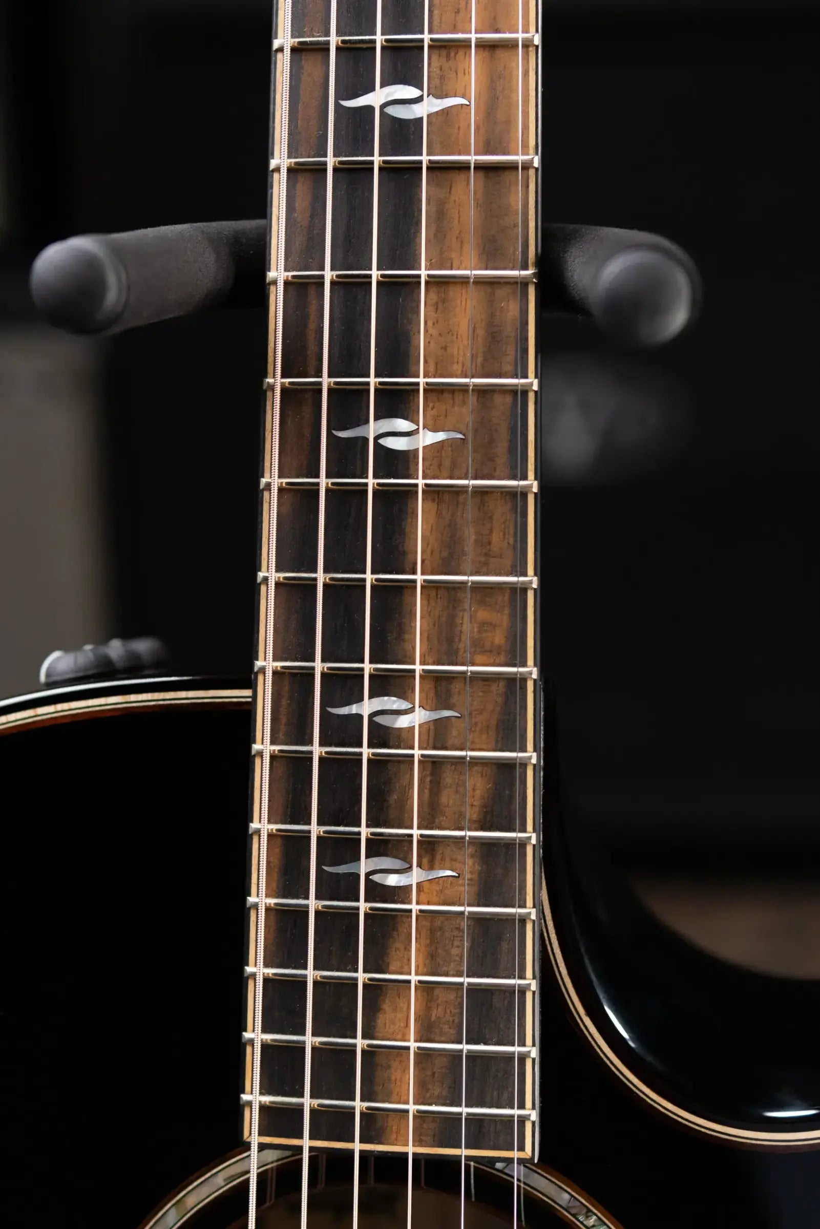 Taylor Builder's Edition 814ce Grand Auditorium Acoustic/Electric Guitar - Blacktop with Hardshell Case