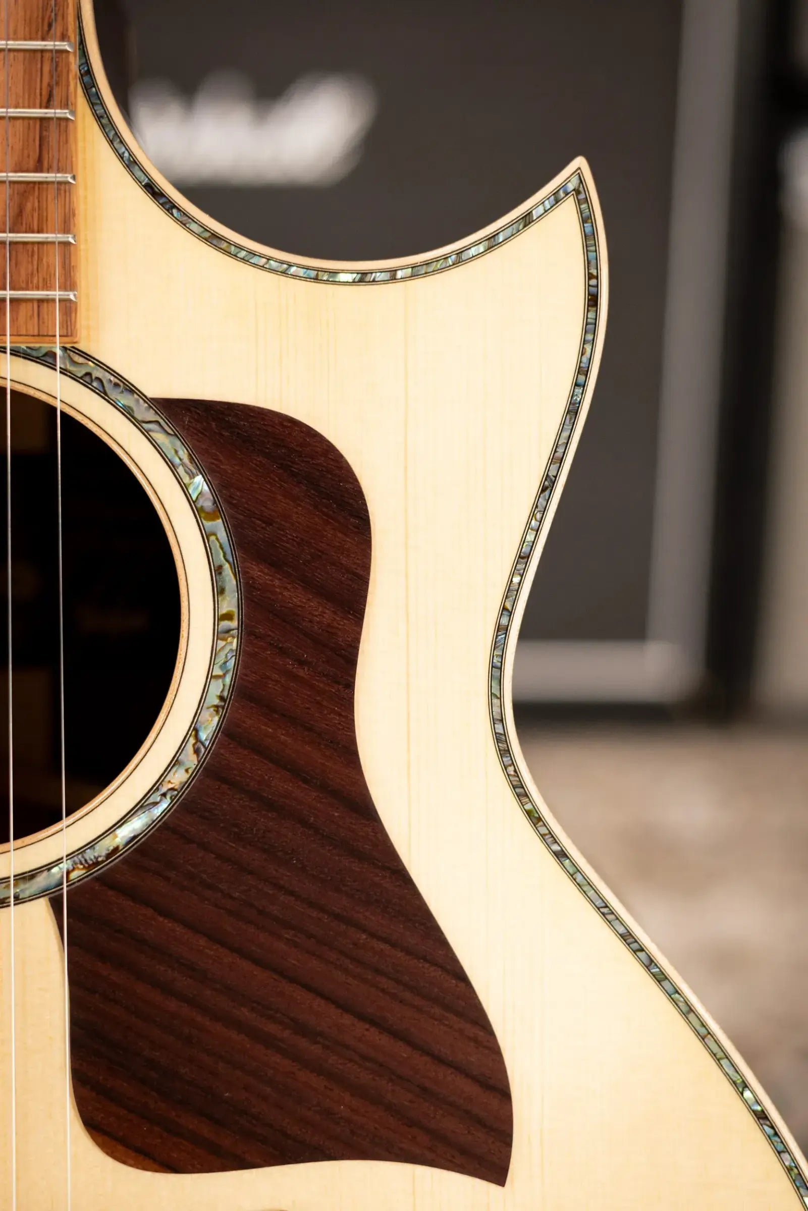 Taylor Custom Shop 2026 Catch Event #19 B6019 C14ce Gold Label Super Auditorium Acoustic/Electric Guitar with Hardshell Case