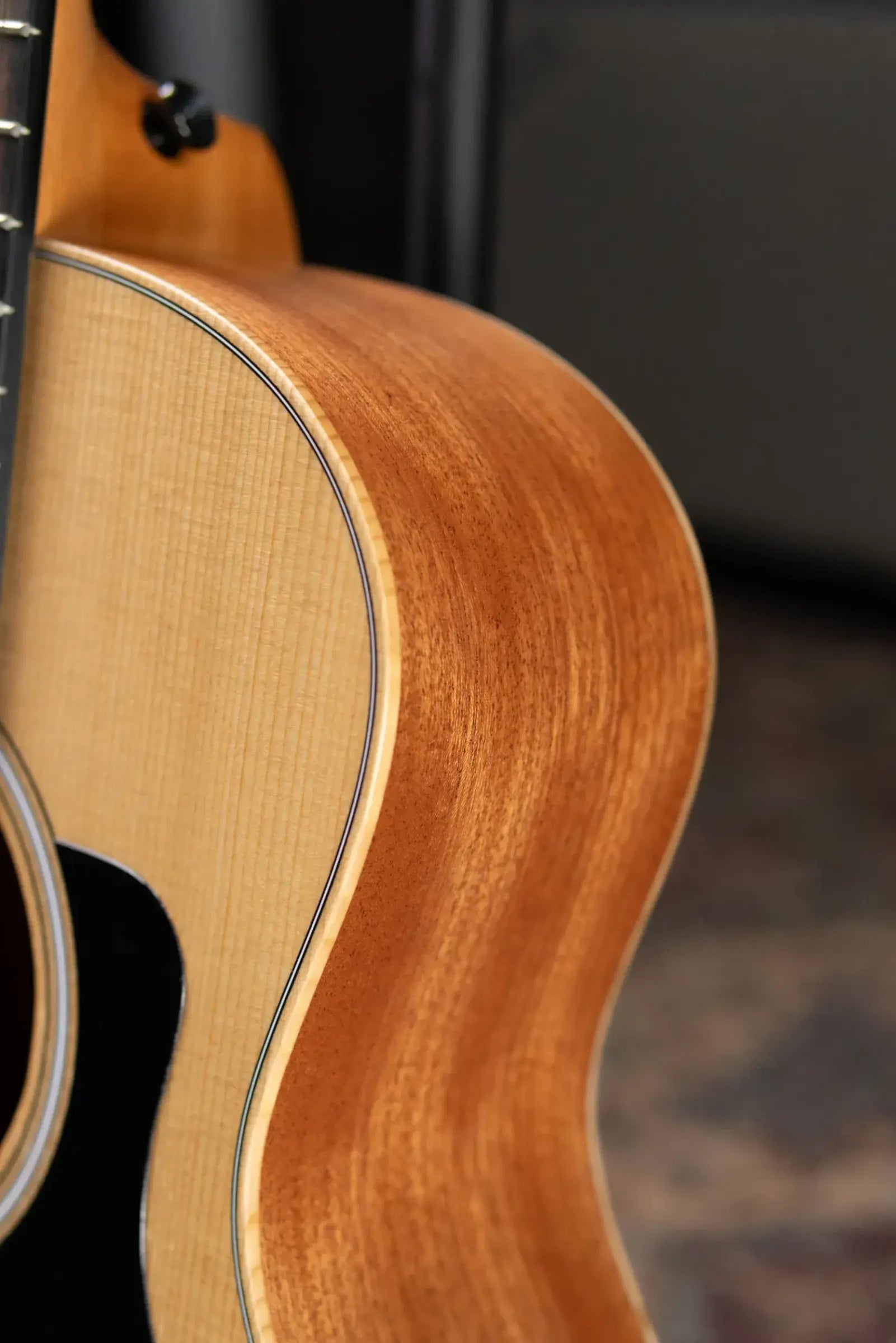 Taylor GS Mini Sapele Acoustic Guitar with Gig Bag - Floor Demo