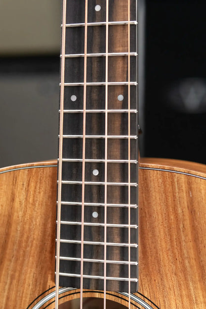 Taylor GS Mini-e Koa Acoustic/Electric Bass with GS Mini Bag