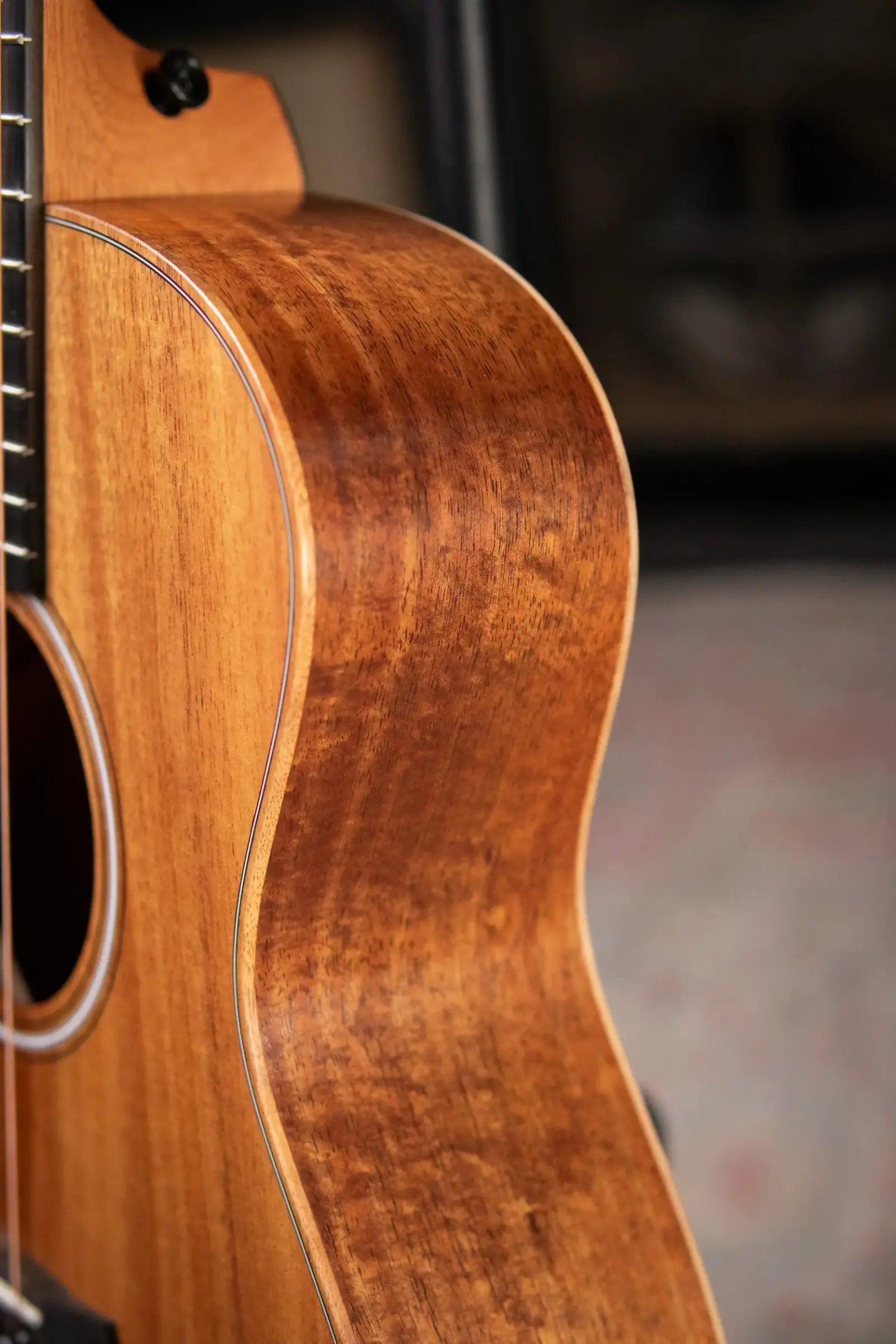 Taylor GS Mini-e Koa Acoustic/Electric Bass with GS Mini Hard Bag