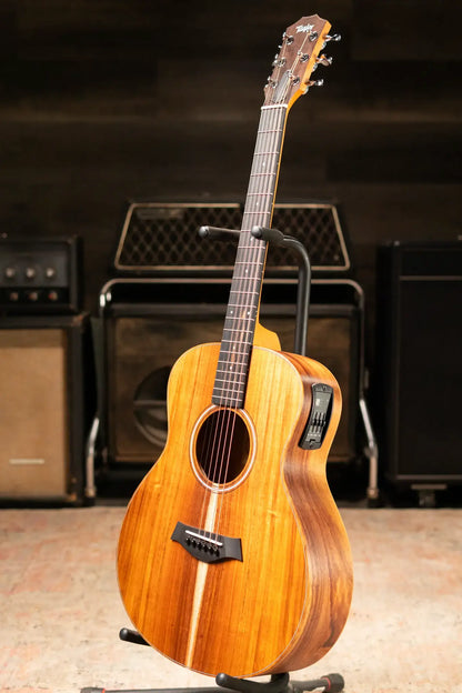 Taylor GS Mini-e Koa Left-Handed Acoustic/Electric Guitar with Gig Bag