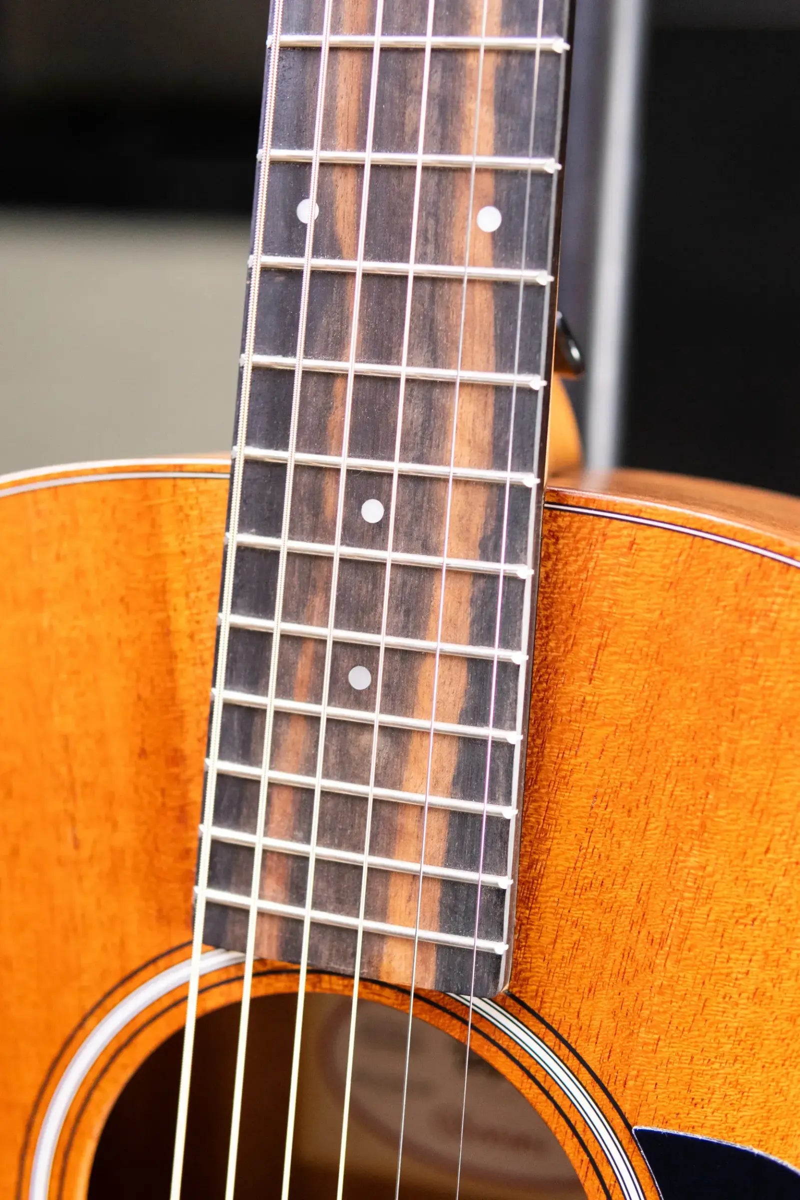 Taylor GS Mini-e Mahogany Acoustic-Electric Guitar with Structured Gig Bag