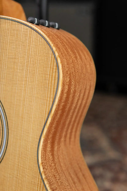Taylor GS Mini-e Sapele Left-Handed Acoustic/Electric Guitar with GS Mini Hard Bag