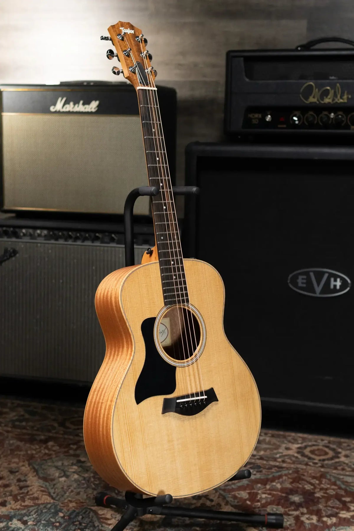 Taylor GS Mini-e Sapele Left-Handed Acoustic/Electric Guitar with GS Mini Hard Bag