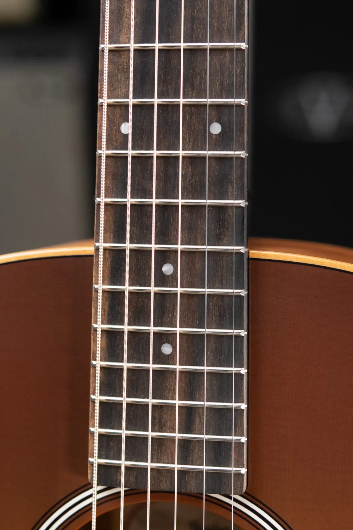Taylor GS Mini-e Special Edition Acoustic/Electric Guitar - Honeyburst with GS Mini Bag - Demo