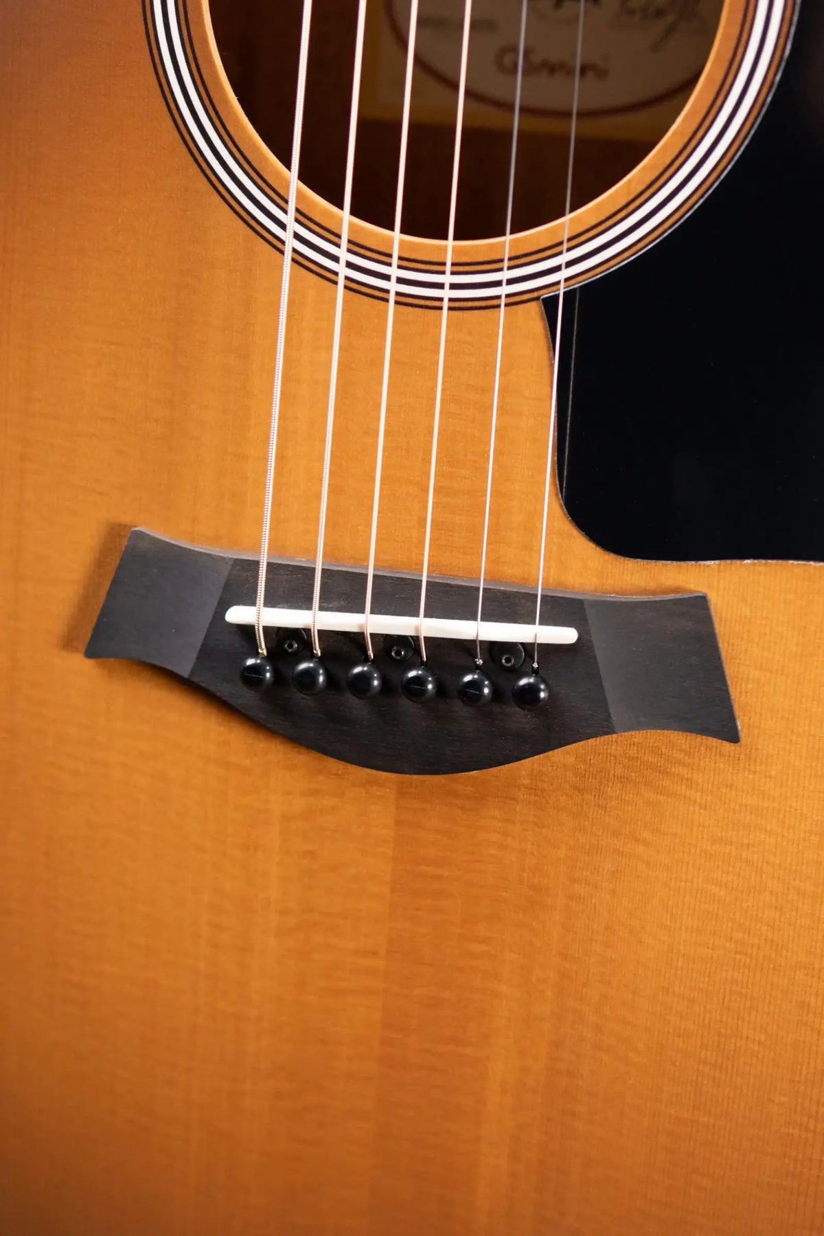 Taylor GS Mini-e Special Edition Acoustic/Electric Guitar - Honeyburst with GS Mini Bag - Demo
