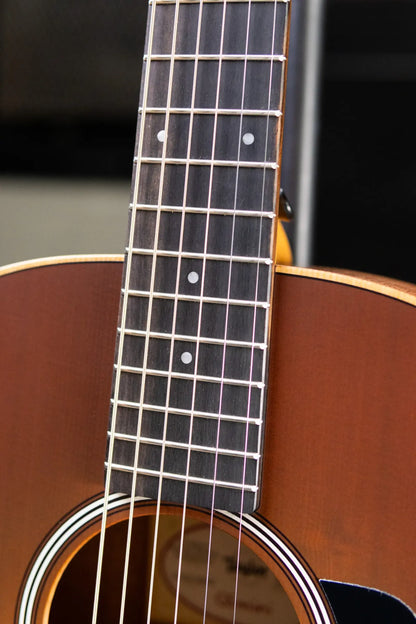Taylor GS Mini-e Special Edition Acoustic/Electric Guitar - Honeyburst with GS Mini Bag