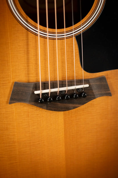Taylor GS Mini-e Special Edition Acoustic/Electric Guitar - Honeyburst with GS Mini Bag