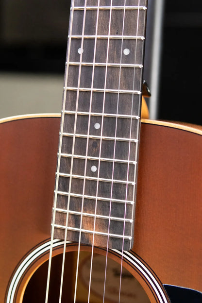 Taylor GS Mini-e Special Edition Acoustic/Electric Guitar - Honeyburst with GS Mini Bag