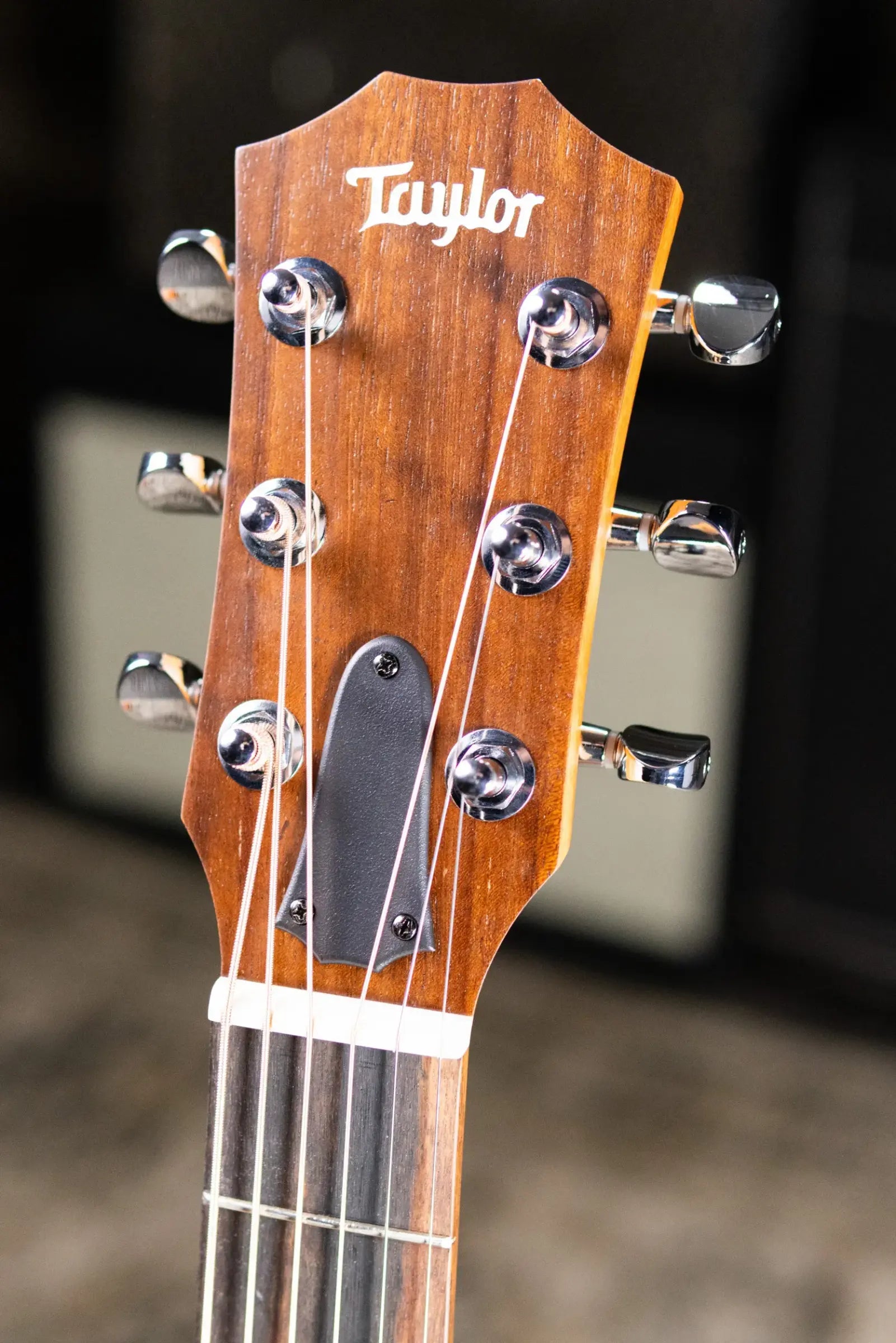 Taylor GS Mini-e Special Edition Acoustic/Electric Guitar - Honeyburst with GS Mini Bag