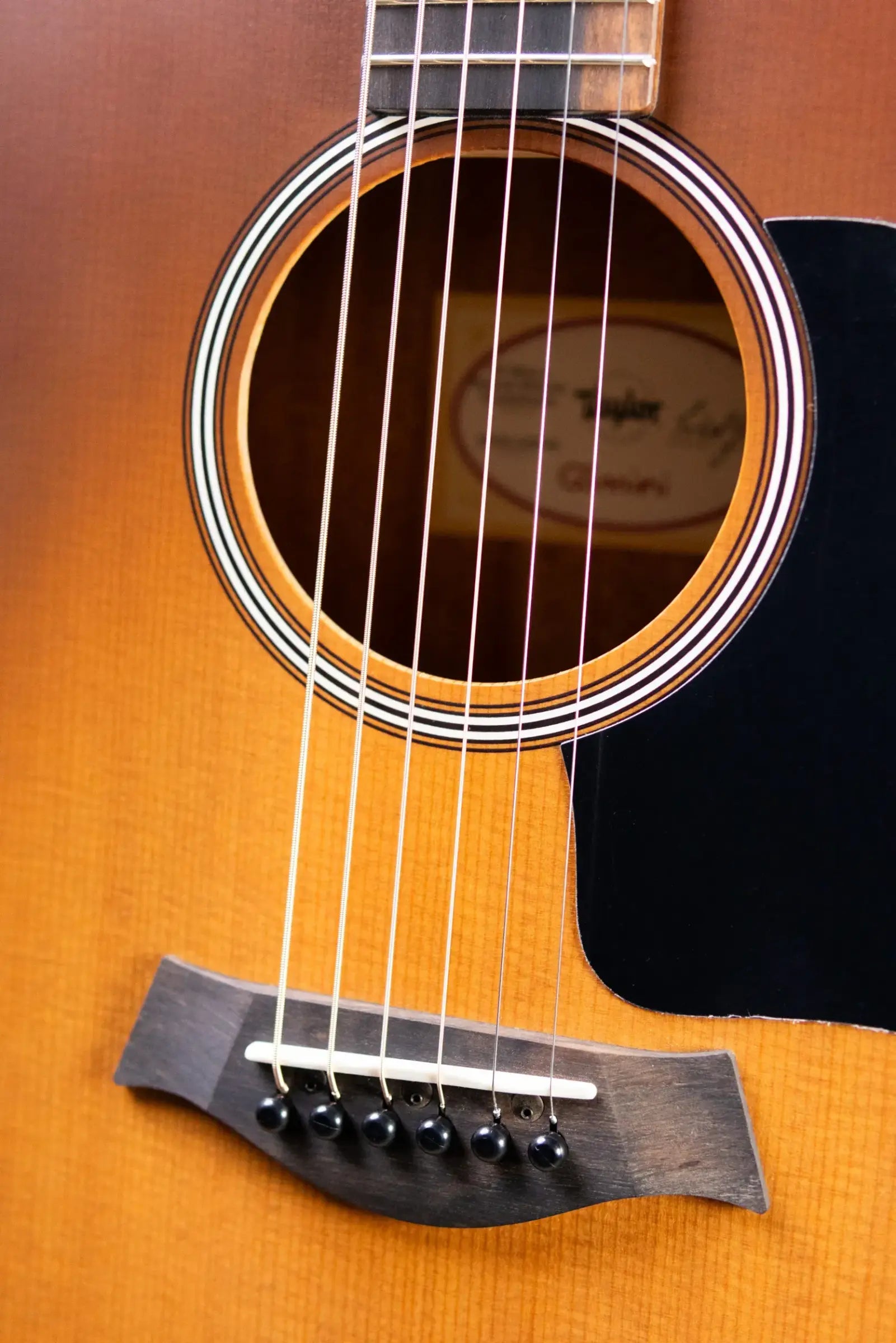 Taylor GS Mini-e Special Edition Acoustic/Electric Guitar - Honeyburst with GS Mini Bag