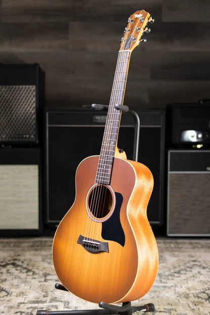 Taylor GS Mini-e Special Edition Acoustic/Electric Guitar - Honeyburst with GS Mini Bag